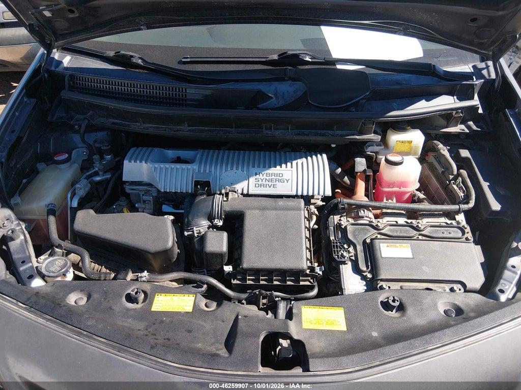 2014 Toyota Prius V Three photo 10