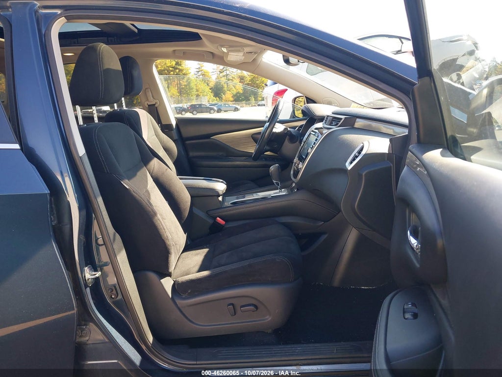 2018 Nissan Murano SV photo 5