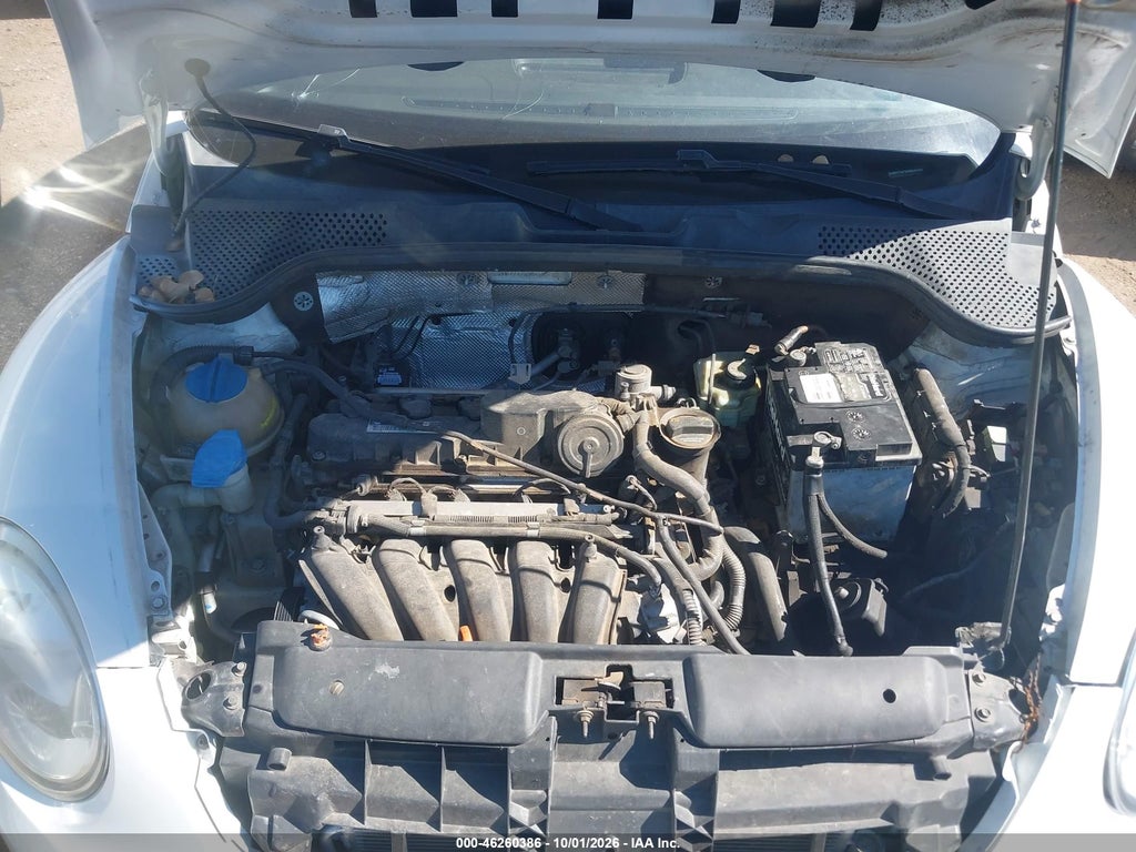 2013 Volkswagen Beetle 2.5L Entry photo 10