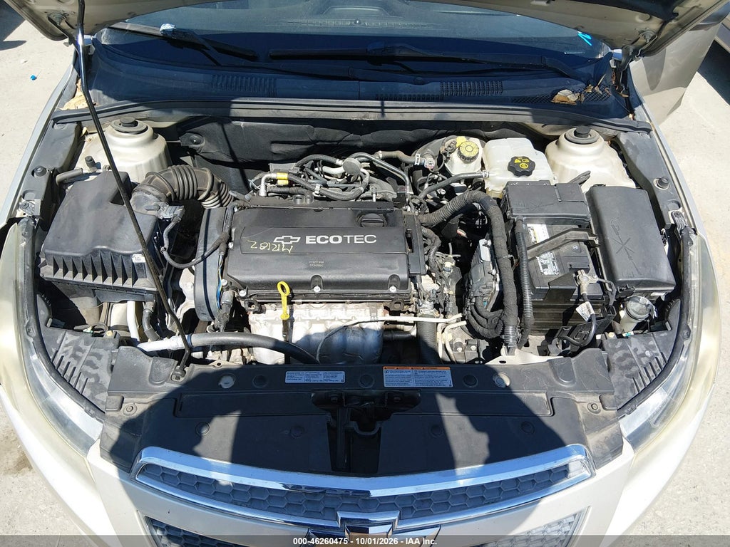 2013 Chevrolet Cruze LS Auto photo 10