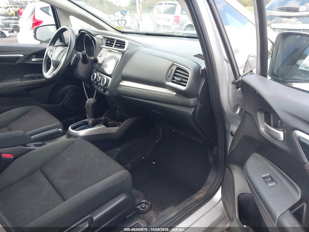 2016 Honda Fit EX photo 5