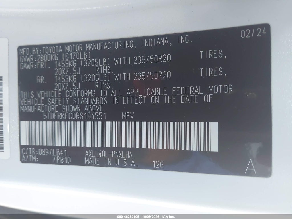 2024 Toyota Sienna Platinum photo 9