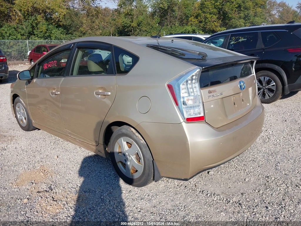 2011 Toyota Prius photo 3