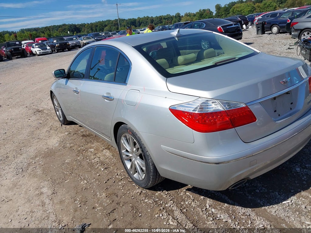 2010 Hyundai Genesis 4.6 photo 3
