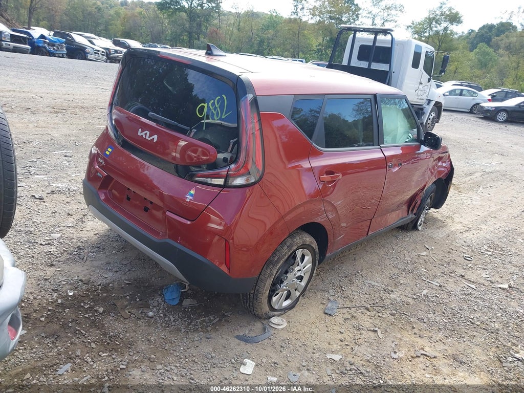 2023 Kia Soul LX photo 4