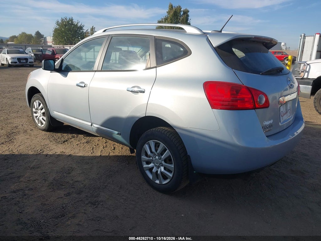 2014 Nissan Rogue Select S photo 3