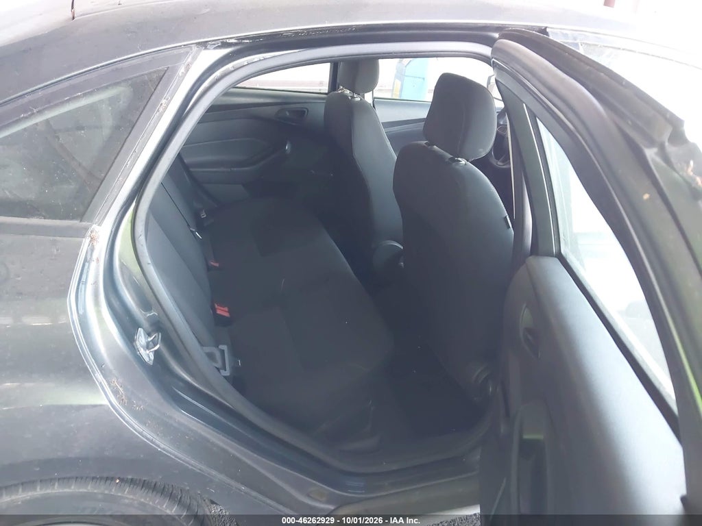 2018 Ford Focus S photo 8