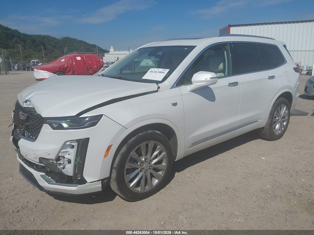 2022 Cadillac XT6 AWD Premium Luxury photo 2