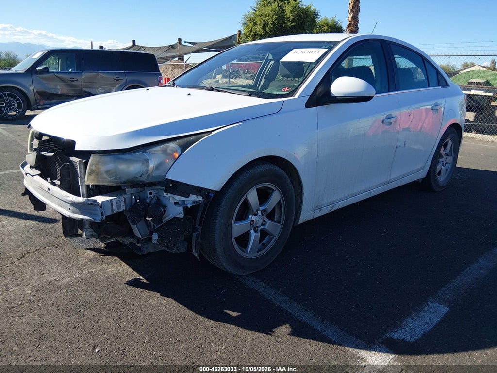 2014 Chevrolet Cruze LT photo 2
