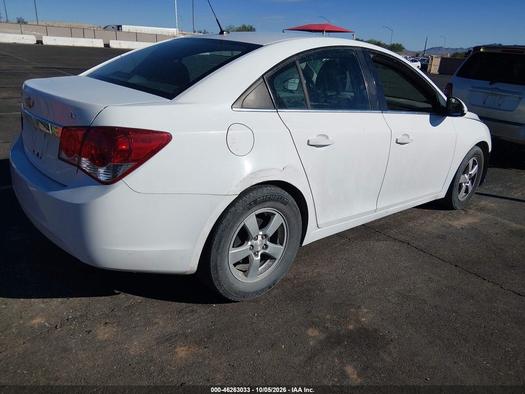 2014 Chevrolet Cruze LT photo 4