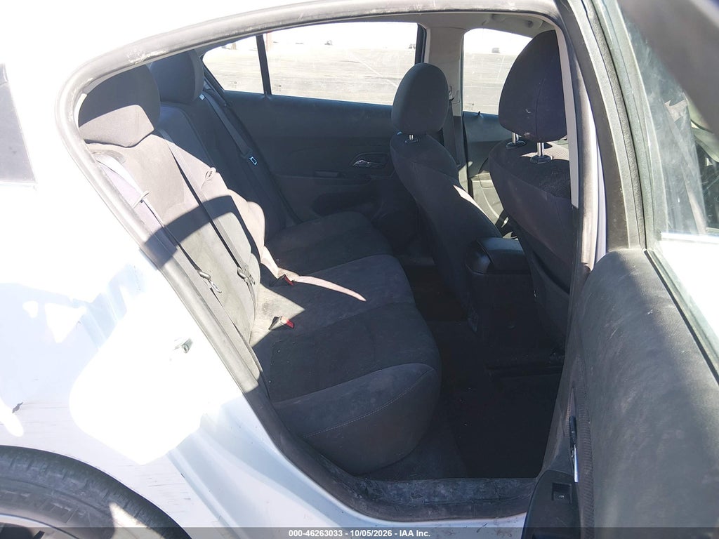 2014 Chevrolet Cruze LT photo 8