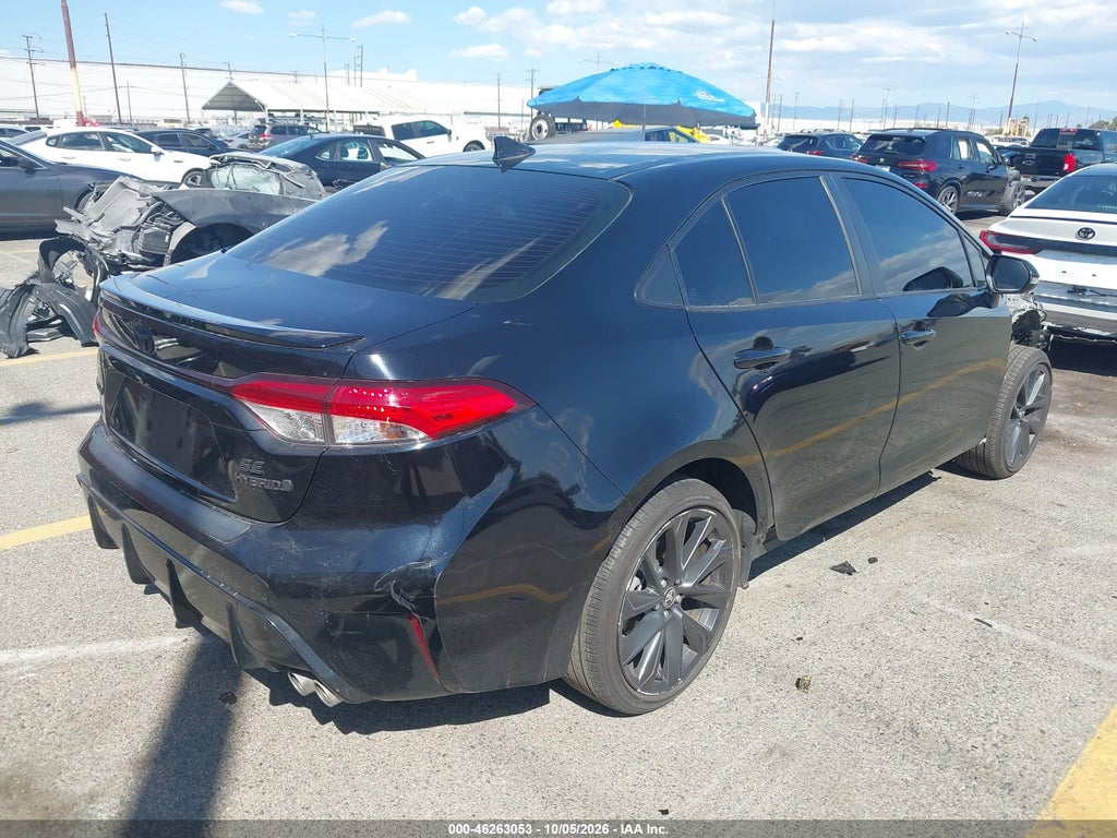 2024 Toyota Corolla Hybrid SE photo 4