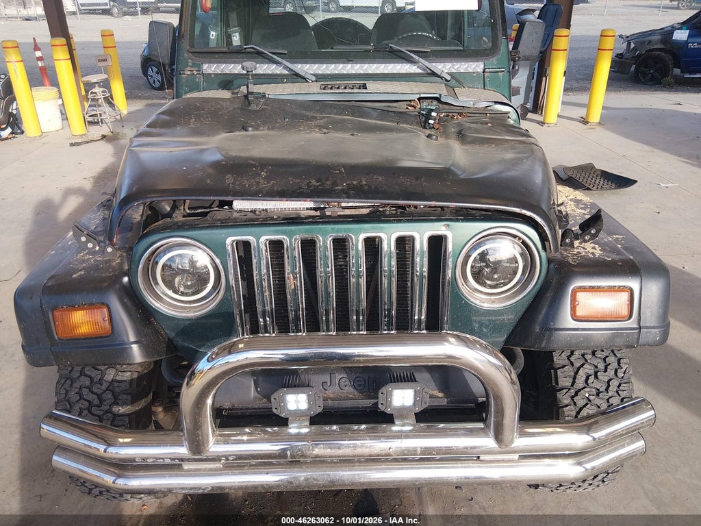 1999 Jeep Wrangler SE photo 6