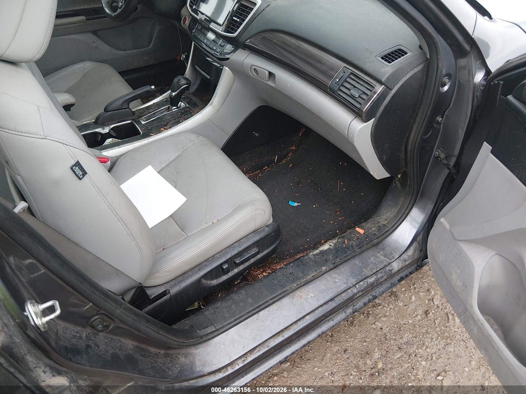 2017 Honda Accord EX-L photo 5