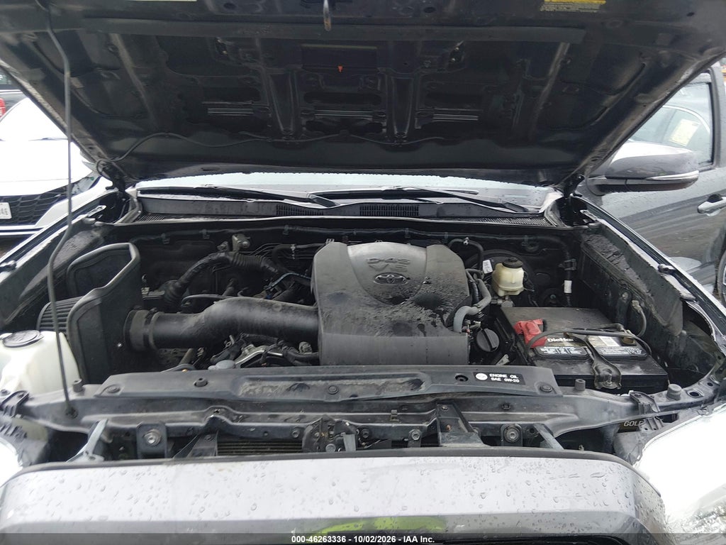 2018 Toyota Tacoma TRD Sport photo 10