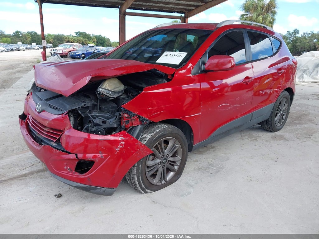2015 Hyundai Tucson SE photo 2