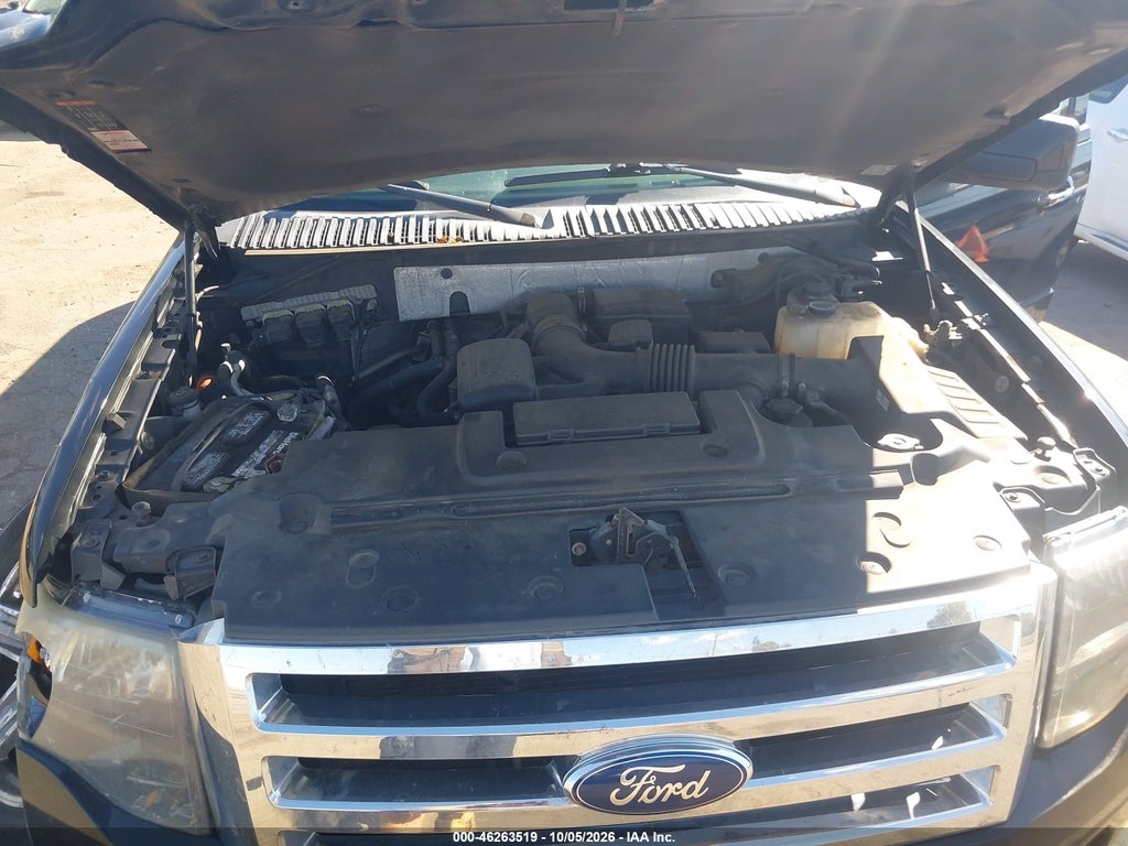 2013 Ford Expedition EL Limited photo 10