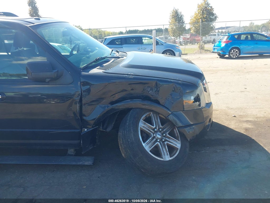 2013 Ford Expedition EL Limited photo 6