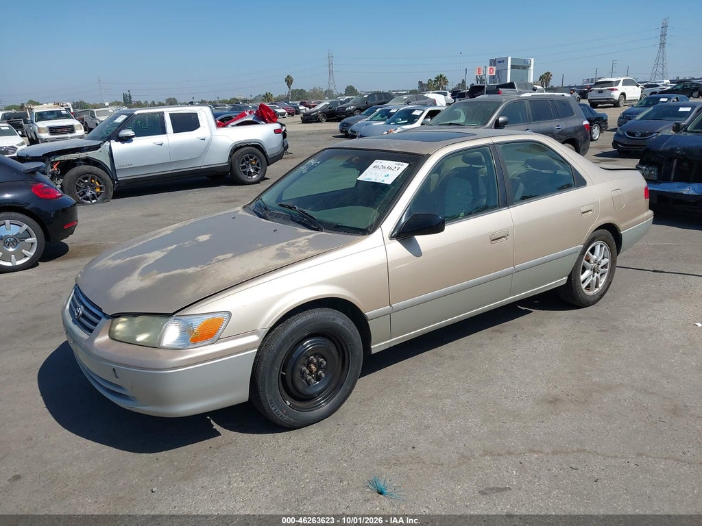 2001 Toyota Camry LE V6 photo 6