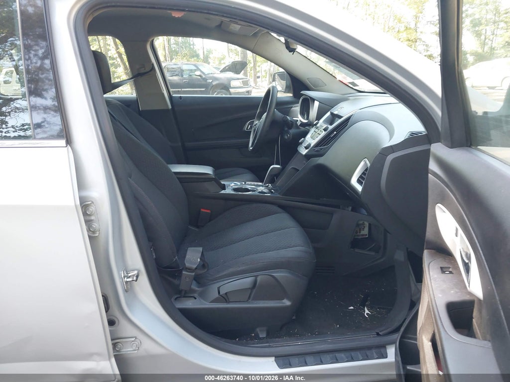 2012 Chevrolet Equinox LS photo 5