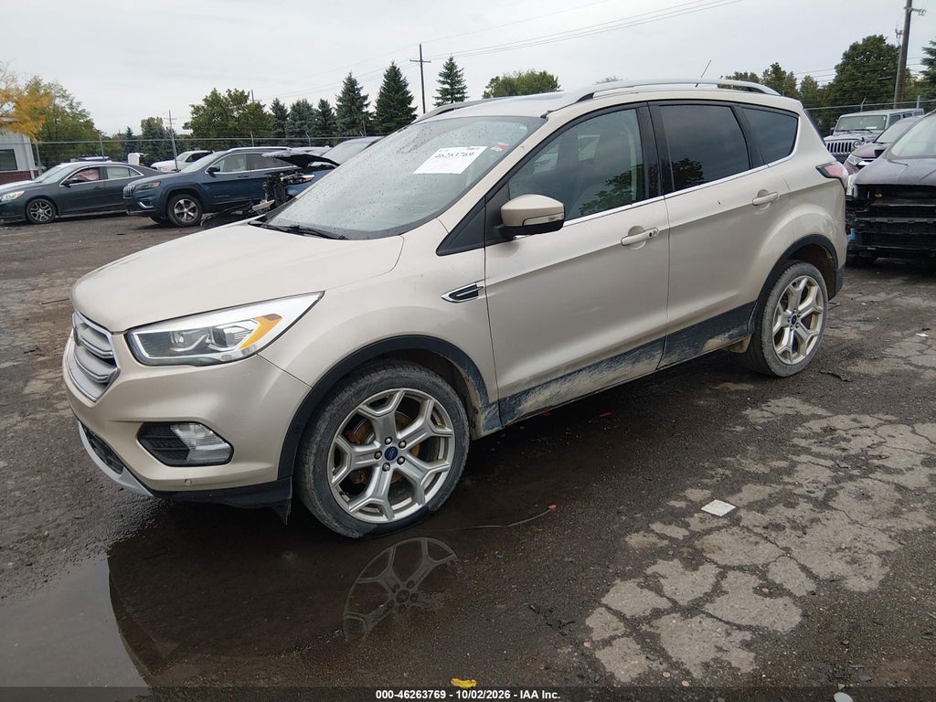 2017 Ford Escape Titanium photo 2