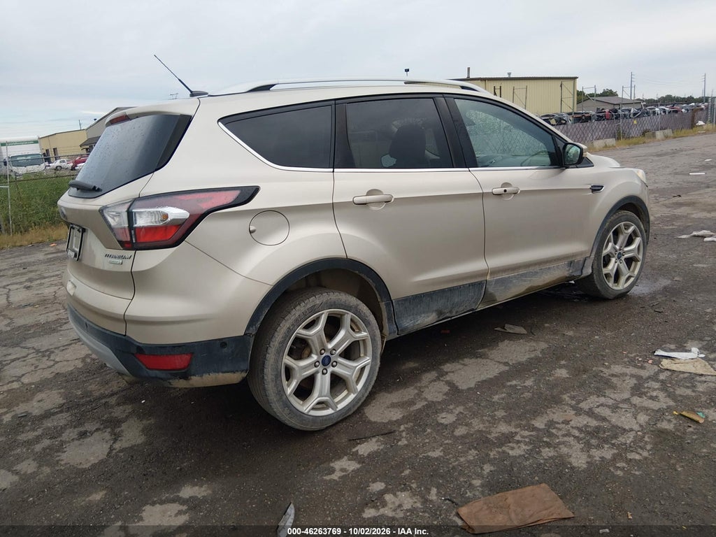 2017 Ford Escape Titanium photo 4