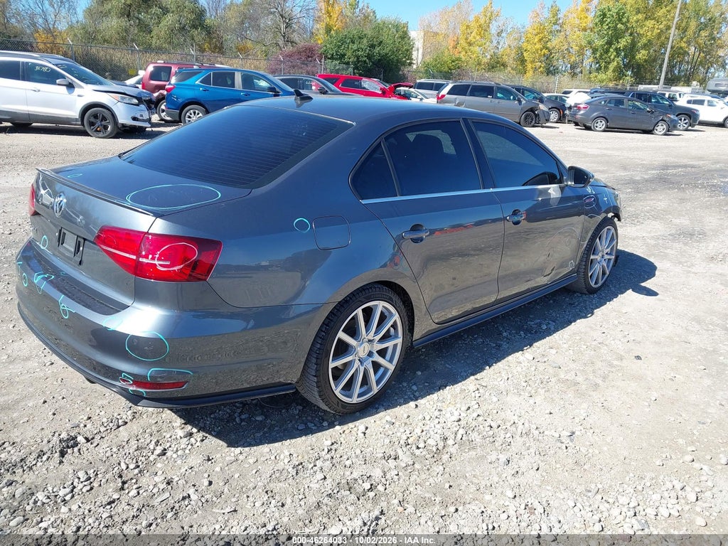 2017 Volkswagen Jetta GLI photo 4