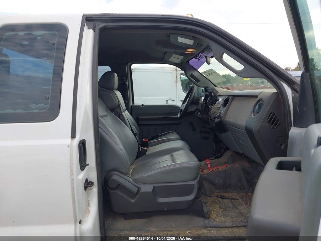 2011 Ford F-250 XL photo 5