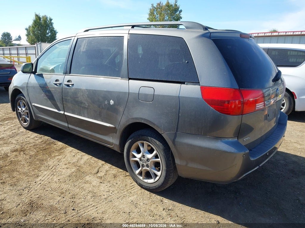 2004 Toyota Sienna XLE Limited photo 3