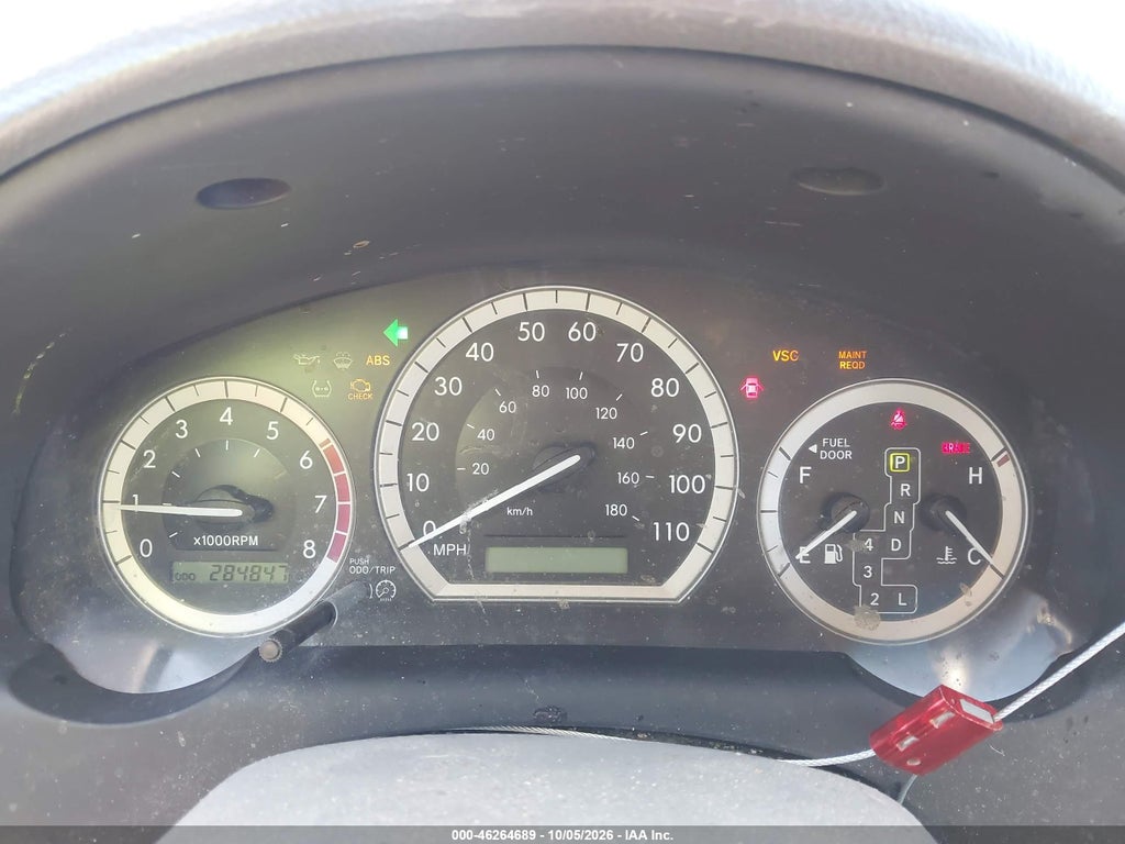 2004 Toyota Sienna XLE Limited photo 7