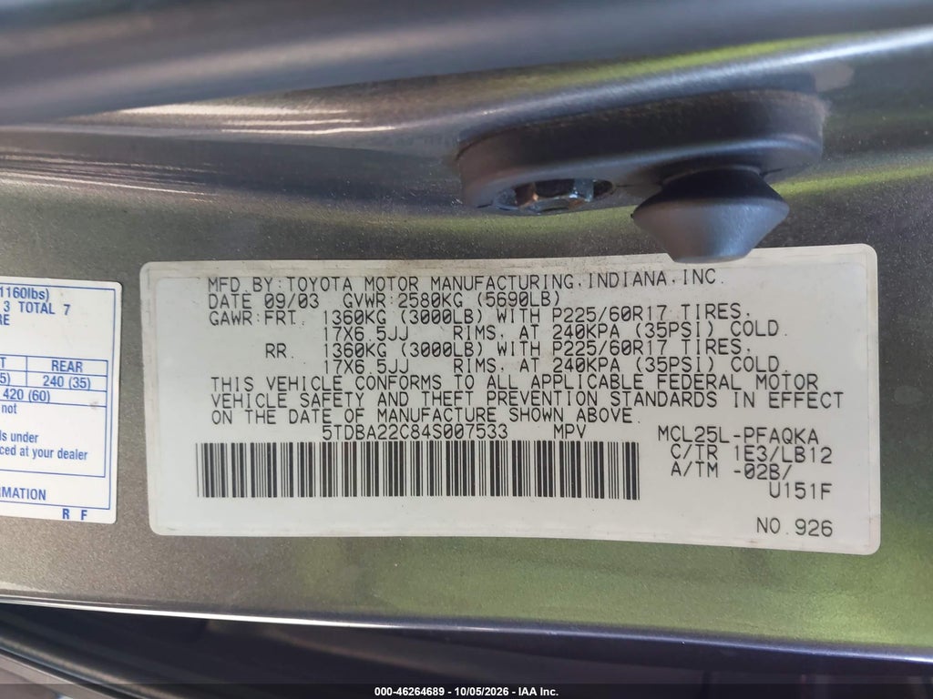 2004 Toyota Sienna XLE Limited photo 9