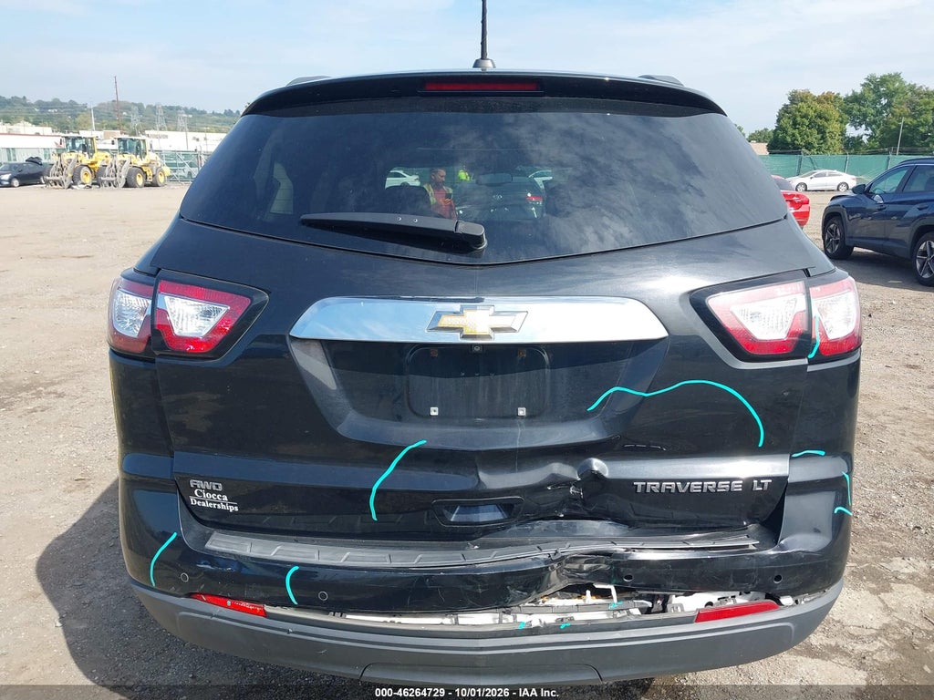 2016 Chevrolet Traverse 2LT photo 6