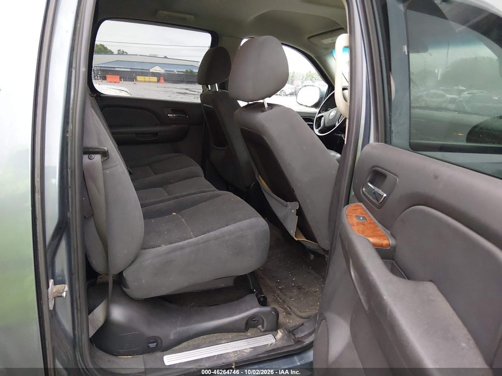 2008 Chevrolet Avalanche 1500 LT photo 8