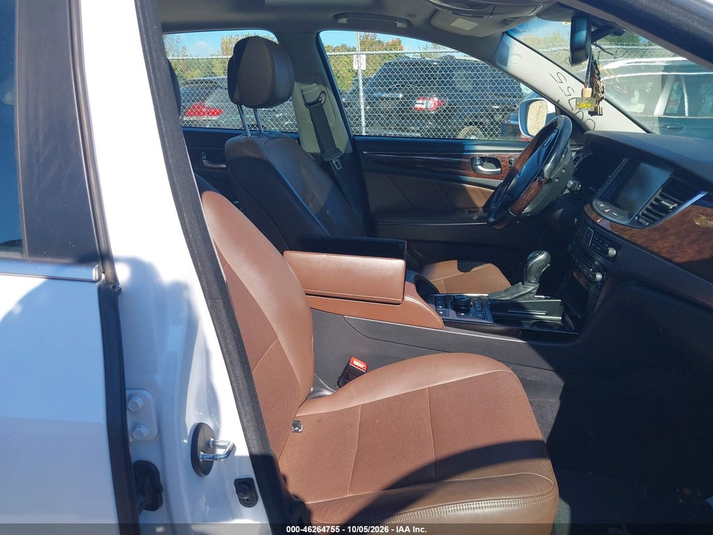2015 Hyundai Equus Signature photo 5