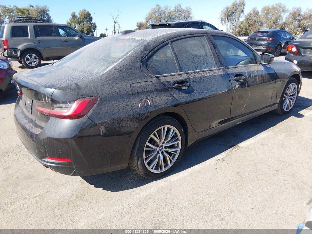 2023 BMW 330E Xdrive photo 4