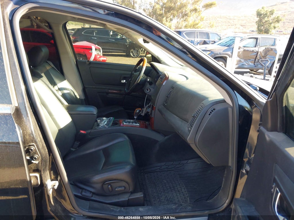 2006 Cadillac SRX V6 photo 5