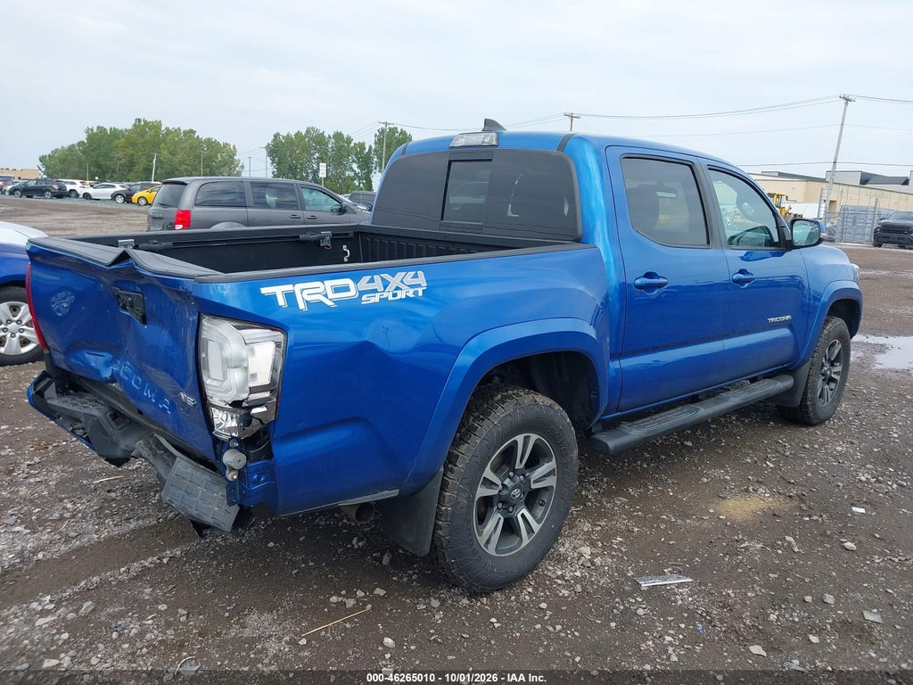2017 Toyota Tacoma TRD Sport photo 4