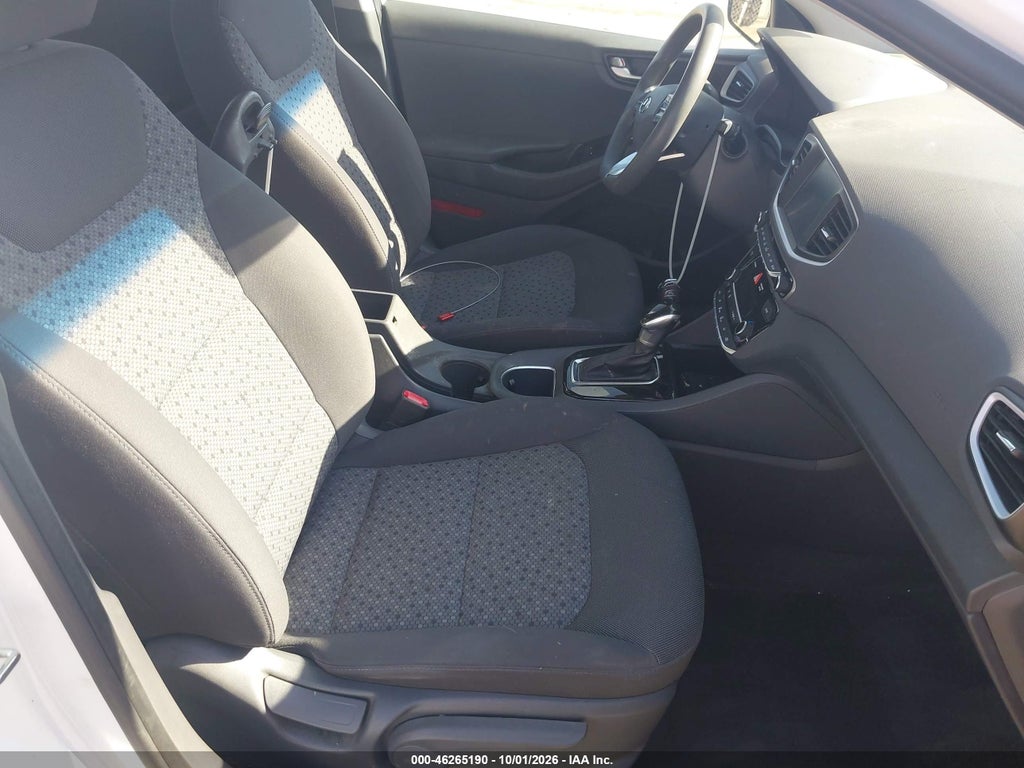 2019 Hyundai Ioniq Hybrid Blue photo 5