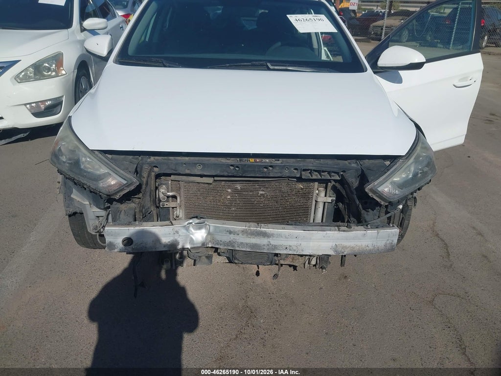 2019 Hyundai Ioniq Hybrid Blue photo 6