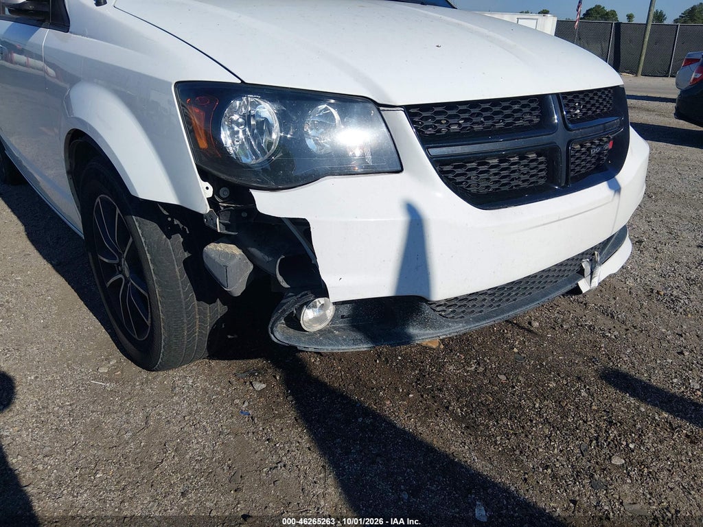 2018 Dodge Grand Caravan SE Plus photo 6