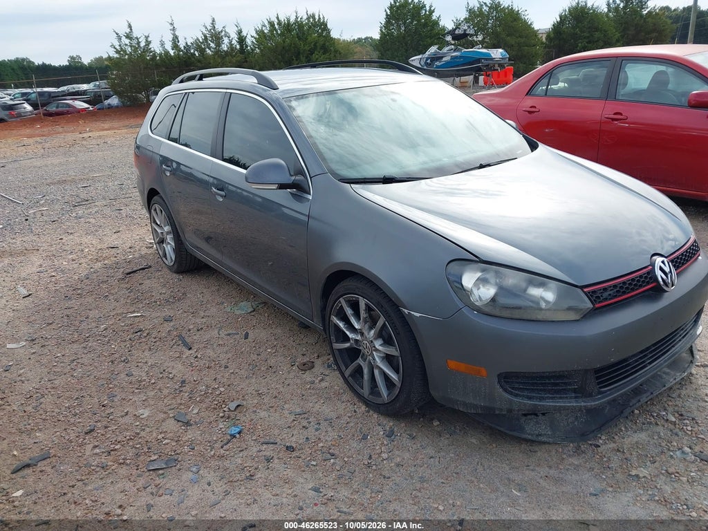 2012 Volkswagen Jetta Sportwagen 2.5L SE photo 1