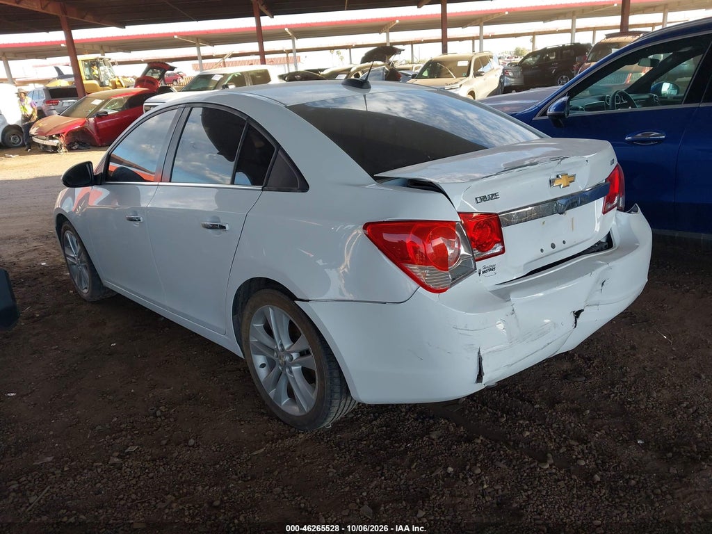 2016 Chevrolet Cruze Limited LTZ Auto photo 3