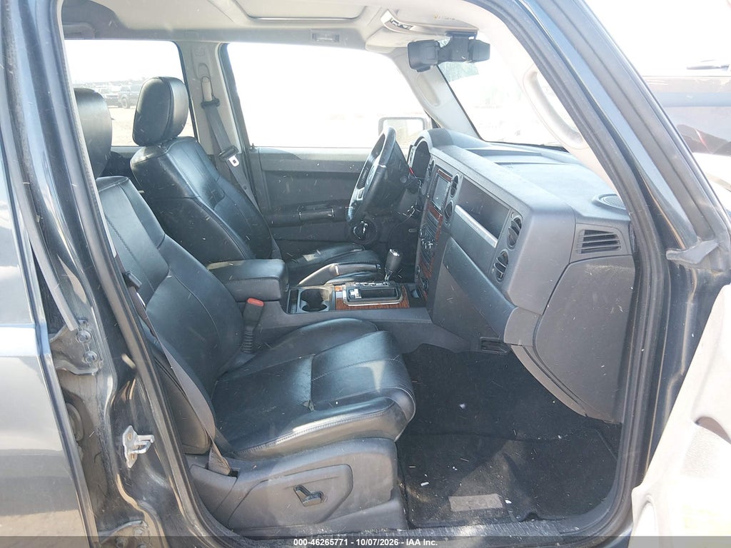 2008 Jeep Commander Limited photo 5