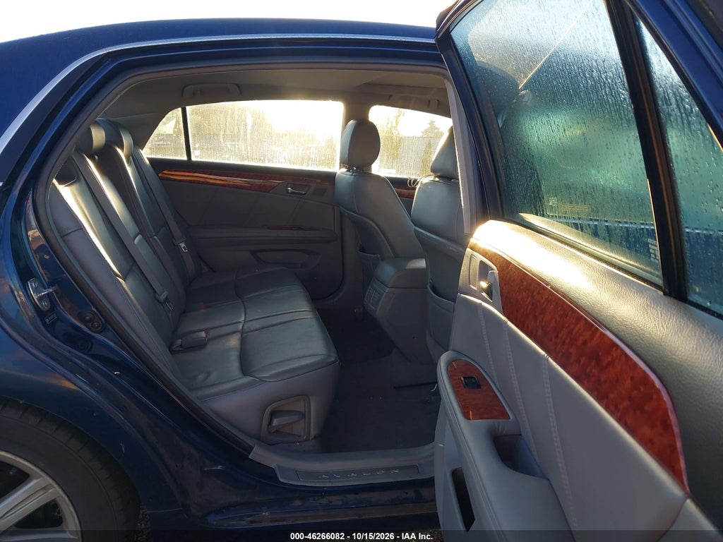 2005 Toyota Avalon Limited photo 8