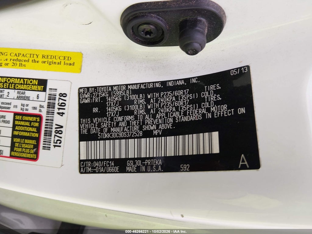 2013 Toyota Sienna LE V6 8 Passenger photo 9