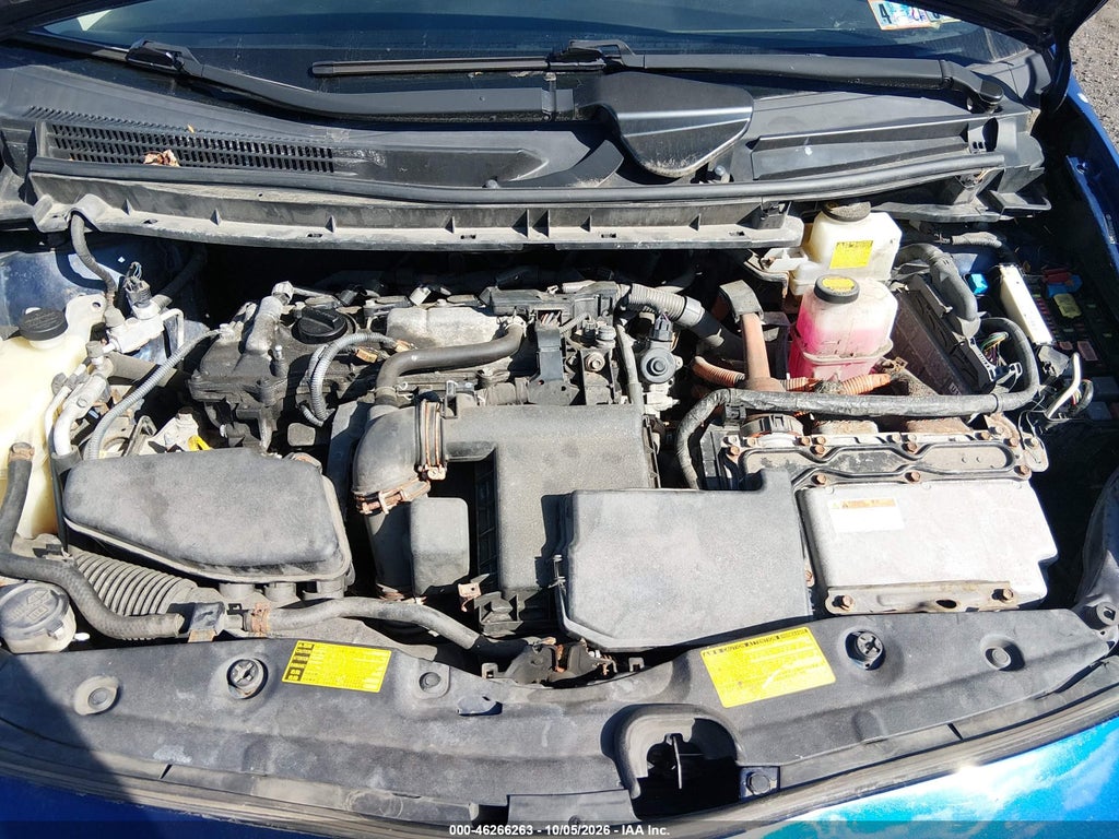 2011 Toyota Prius Three photo 10