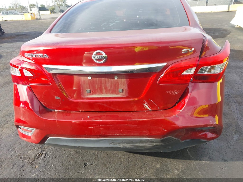 2019 Nissan Sentra SV photo 6
