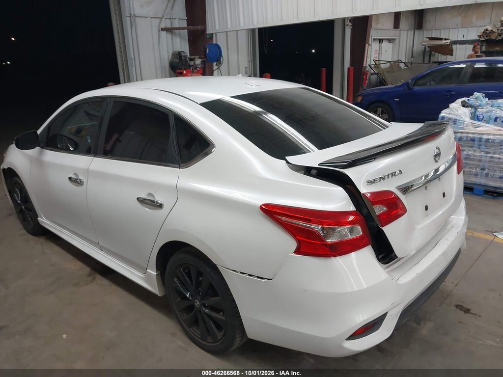 2017 Nissan Sentra SR photo 6