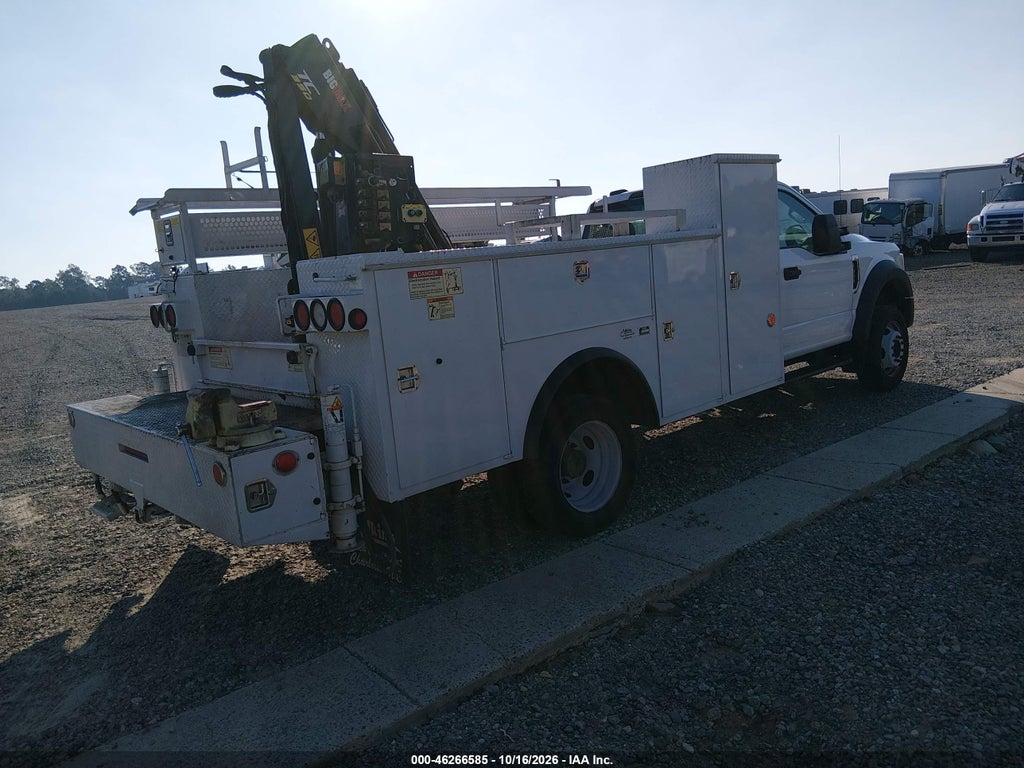 2021 Ford F-550 Chassis XL photo 4