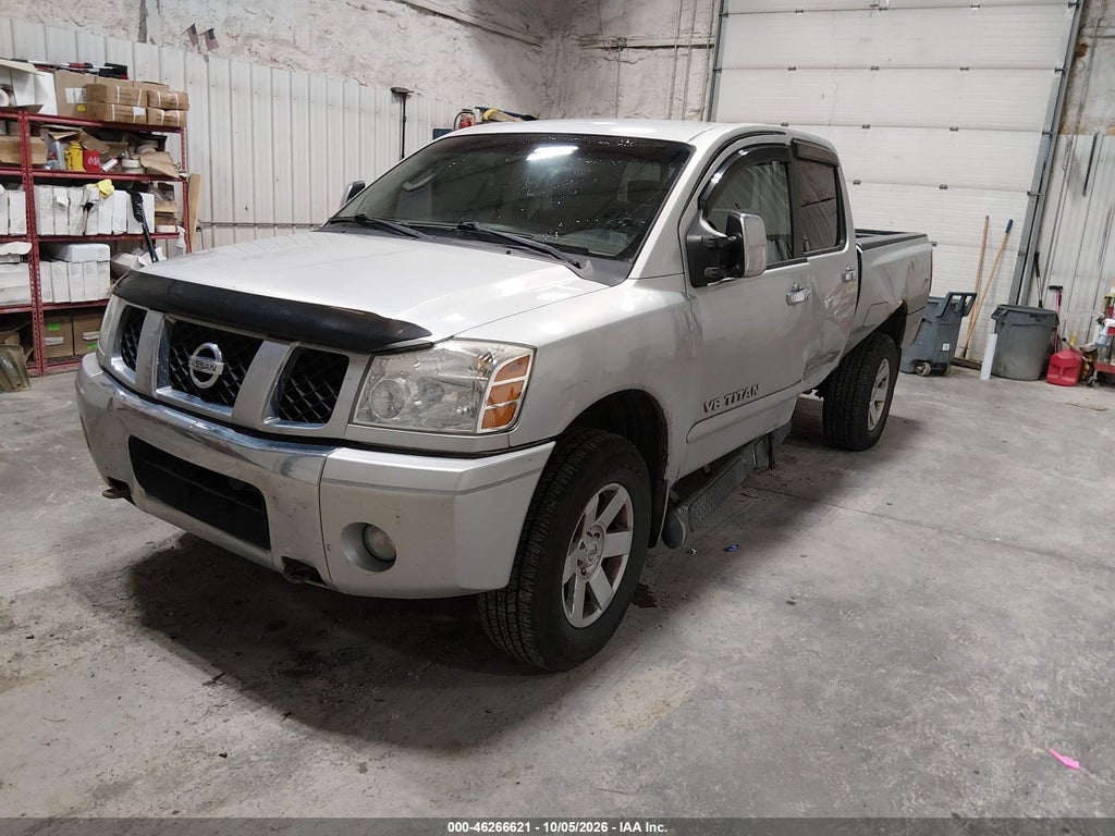 2005 Nissan Titan LE photo 2